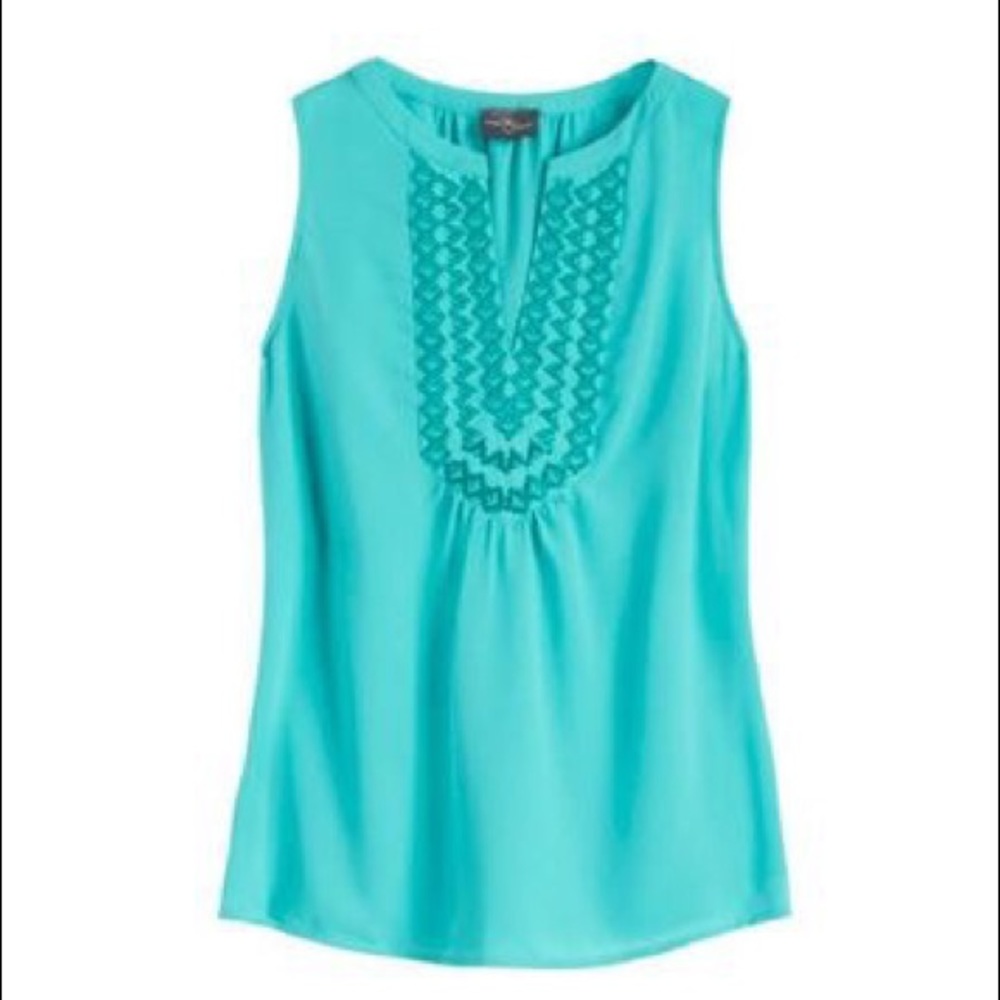 Market & Spruce Embroidery Detail Top **XS**